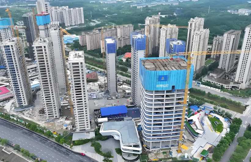 數(shù)字化、綠色化齊發(fā)展：江西建工構(gòu)建智慧工地新篇章