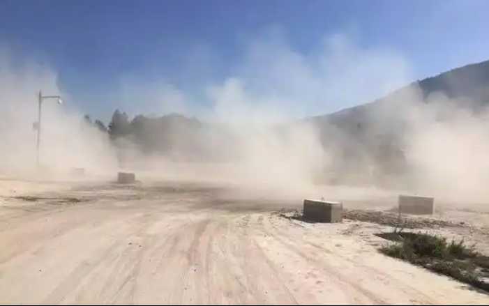 工地智能揚塵監(jiān)測系統(tǒng)多少錢？影響價格的5大因素揭秘！